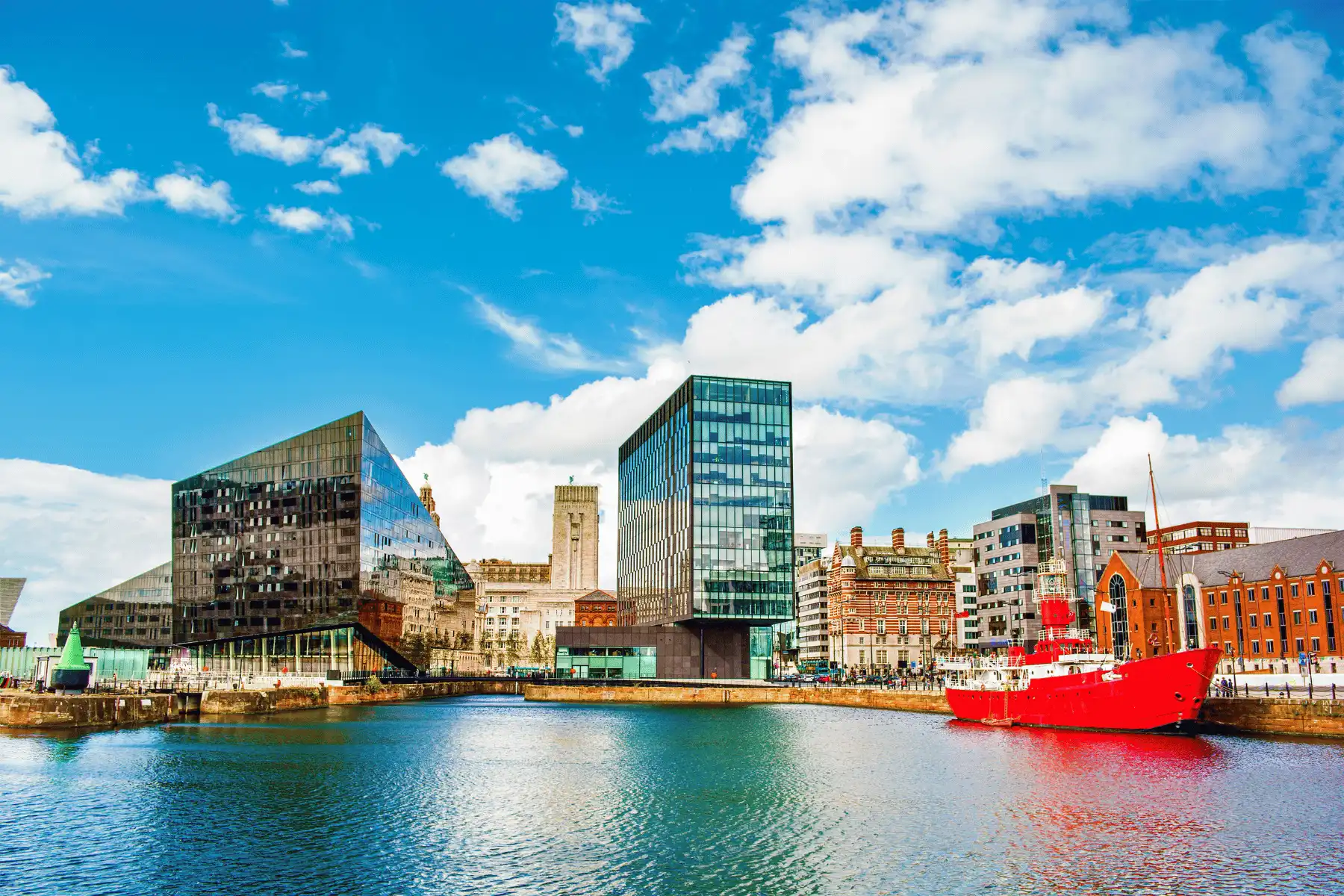 Liverpool Property Guide - Albert Docks And Mann Island Developments