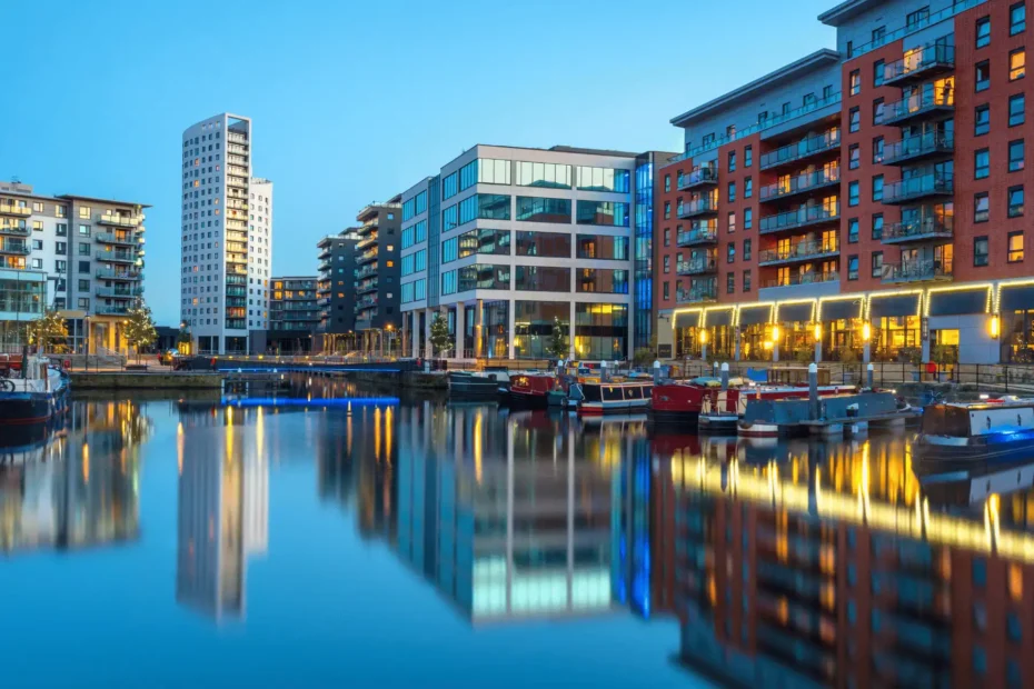 Regeneration Projects In Leeds: Riverside Development at Clarence Dock Leeds