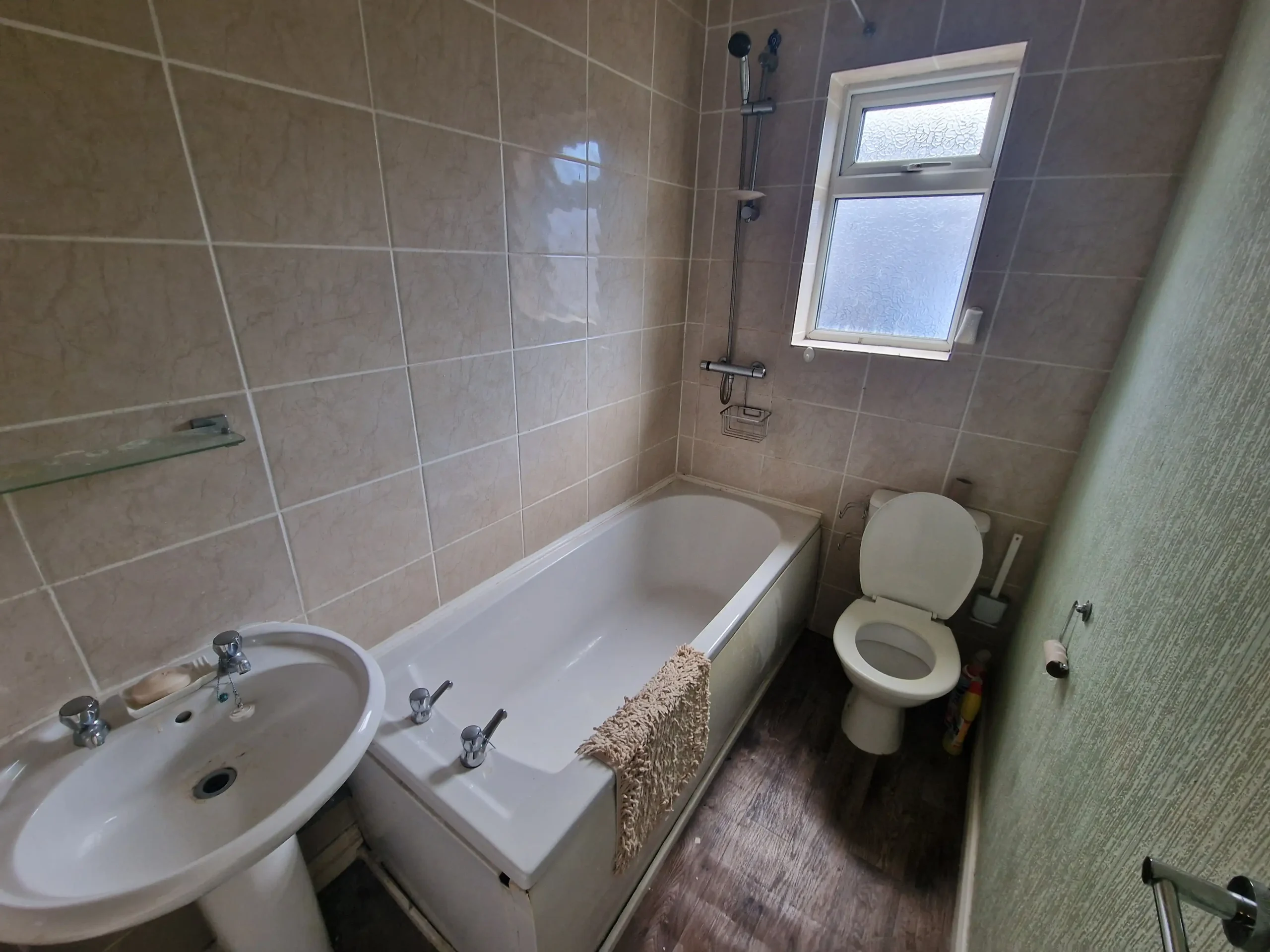 Social Housing South Street, North East England Bathroom