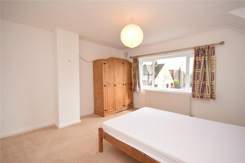 New Adel Avenue, Leeds