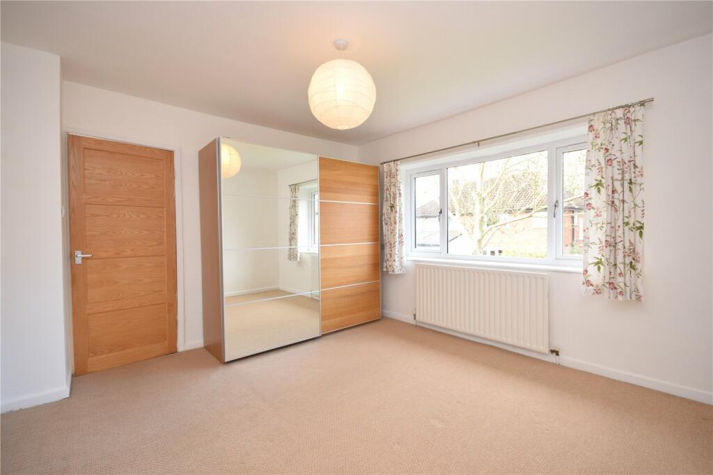 New Adel Avenue, Leeds