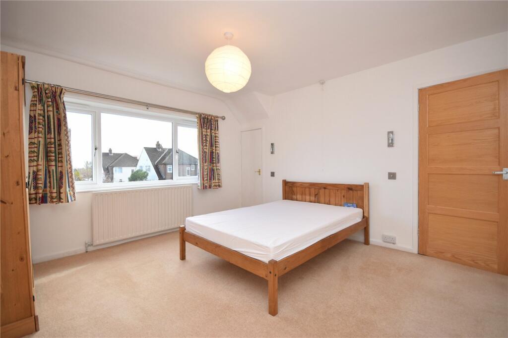 New Adel Avenue, Leeds
